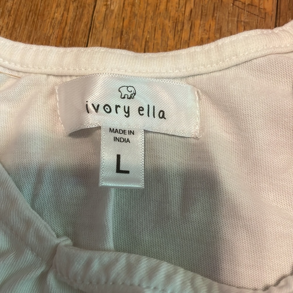 Ivory ella - Picture 2 of 2
